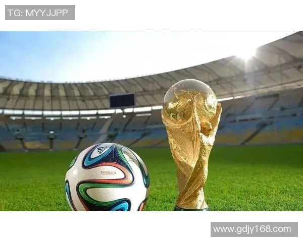 最新足球球星学历一览:知名球员教育背景大揭秘 最新足球球星学历一览:知名球员教育背景大揭秘