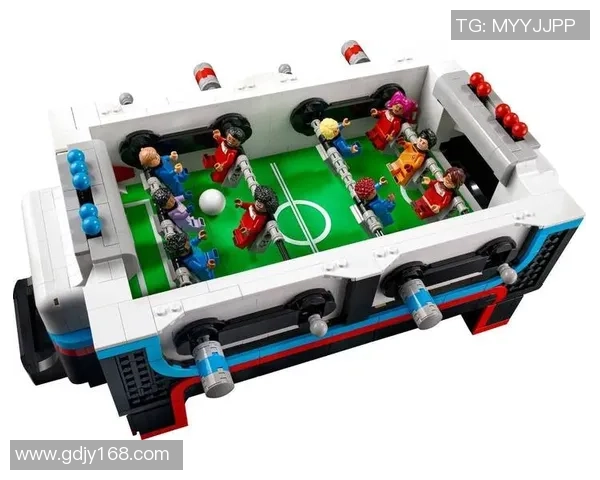 拼图足球球星大集合：重温传奇时刻，感受场上英雄的精彩瞬间